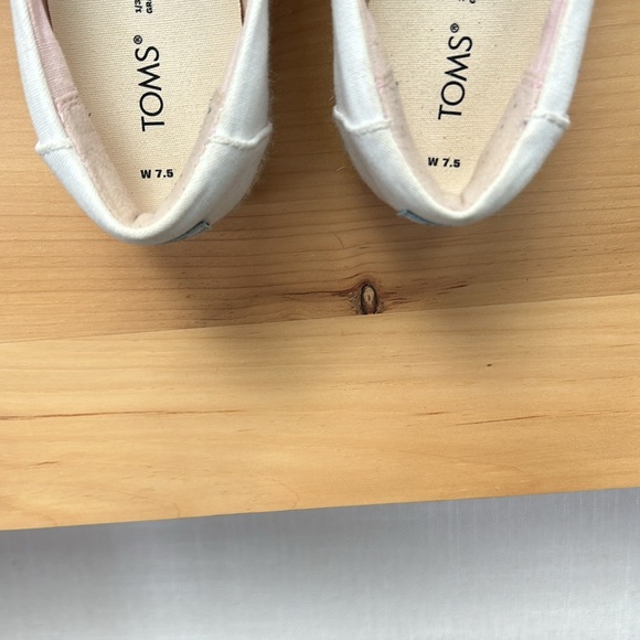 Worn indoors once. As new Toms. Pastel rainbow platform - Picture 6 of 6